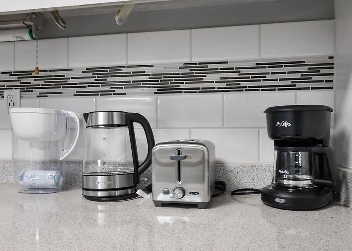 Apartment Stylish 2b2b With Free Parking