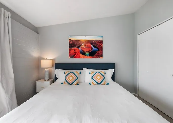 Stylish 2b2b With Free Parking * Scottsdale